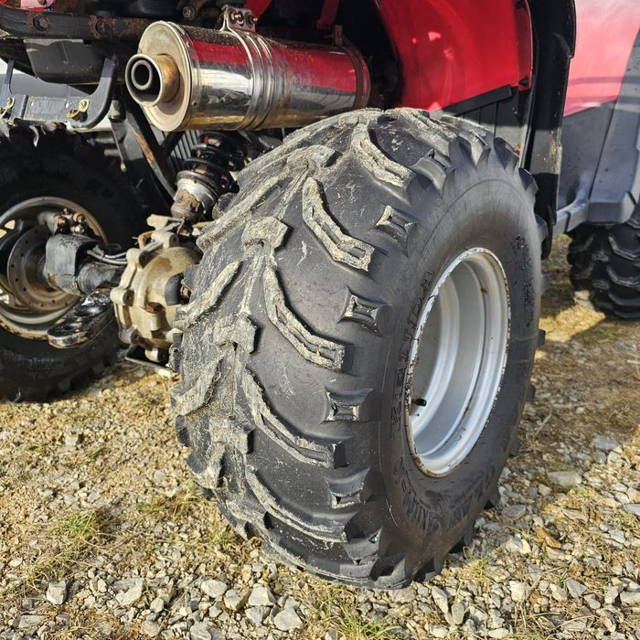 Vând Atv linhai 300