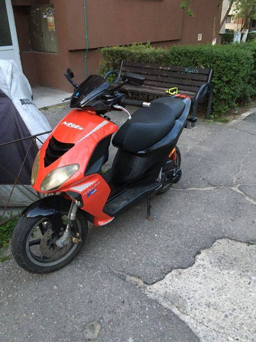 Vand PIAGGIO NRG MC4 din 2005 si cross suzuki rm85