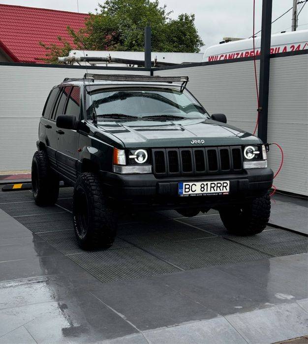 Jeep Grand Cherokee 4.0i - OME +10 - Spania