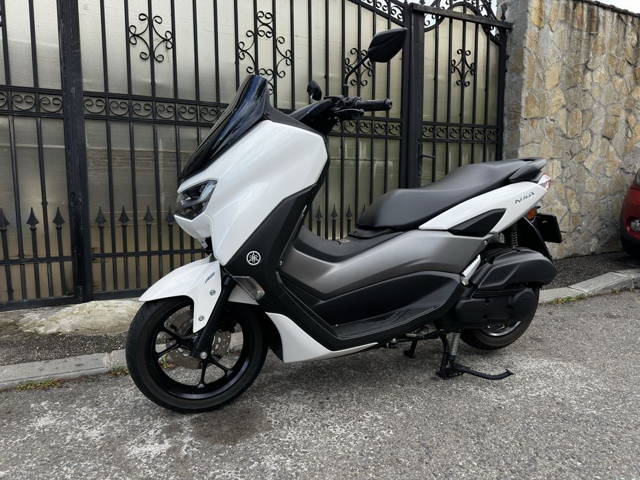Scuter Yamaha NMAX125 categoria B