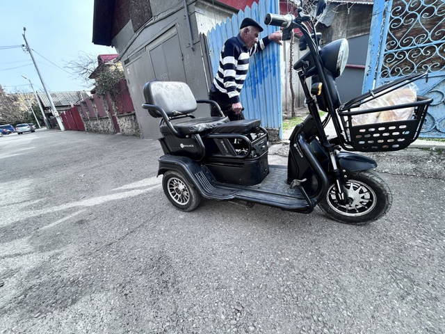 Scuter  electric