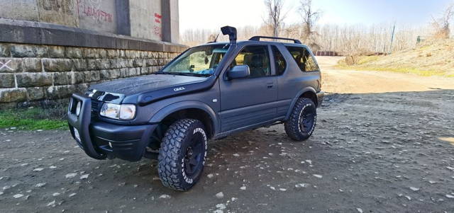 Opel Frontera B Sport 2.2D