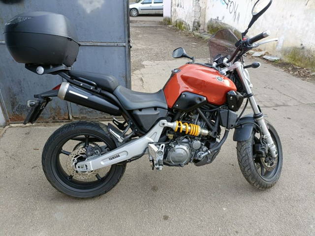 Vand Yamaha MT-03 2006 impecabila.