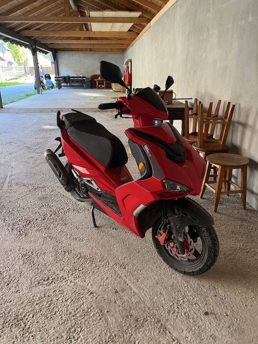 Vand scuter Verino 125