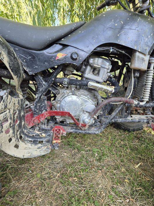 Vând atv bashan 200cc