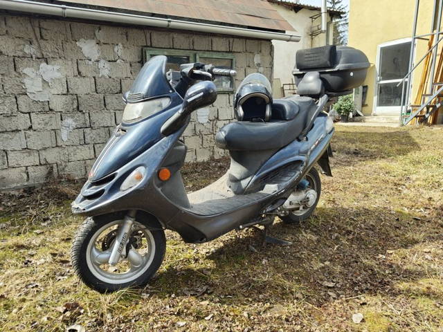 Scuter Kymco Dink 50