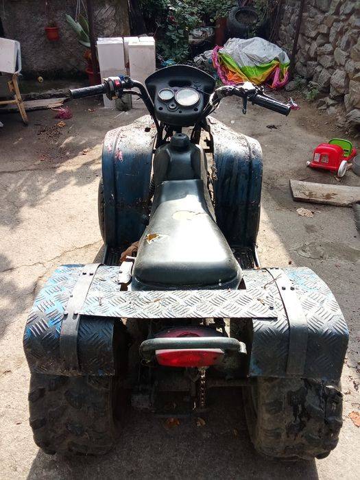 Vând ATV E-TON 150cc