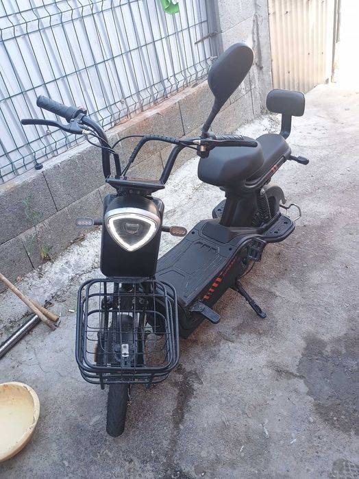Scuter electric funcționează perfect
