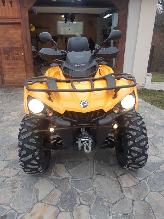 BRP Can am Outlander max. an fab 2019. motor 450. km 6400. 4×4.