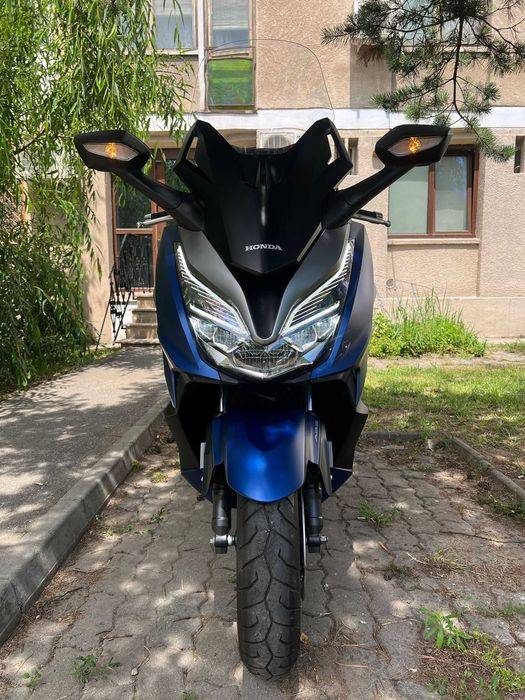 Scuter Honda Forza 350 ABS – 2021 – Doar 1.100 km – Stare Impecabilă!
