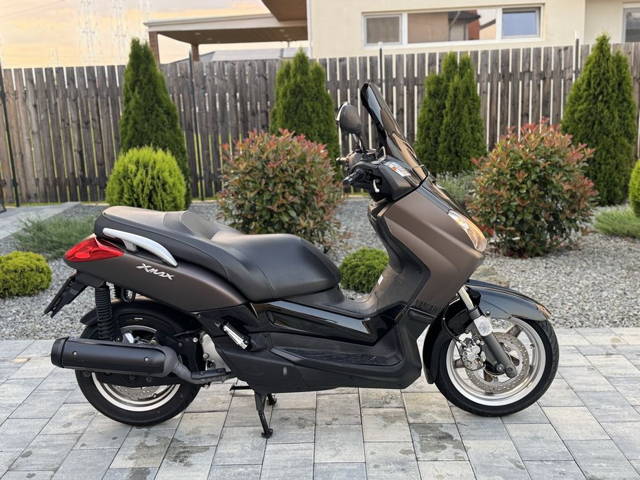 Yamaha Xmax 125 categoria B
