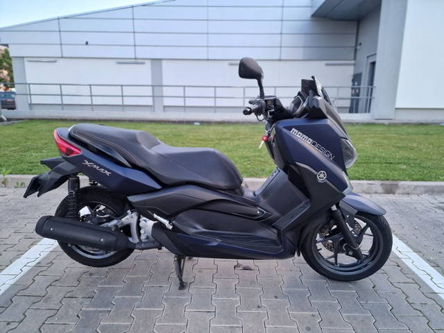 Yamaha x-max 250 2015