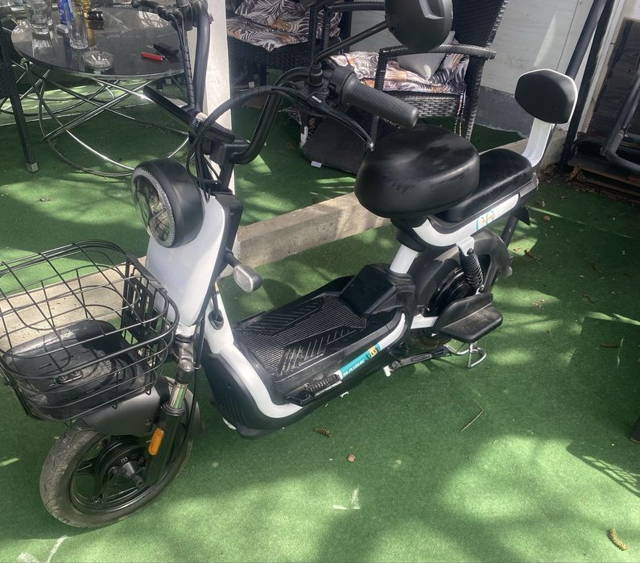 Scuter electric