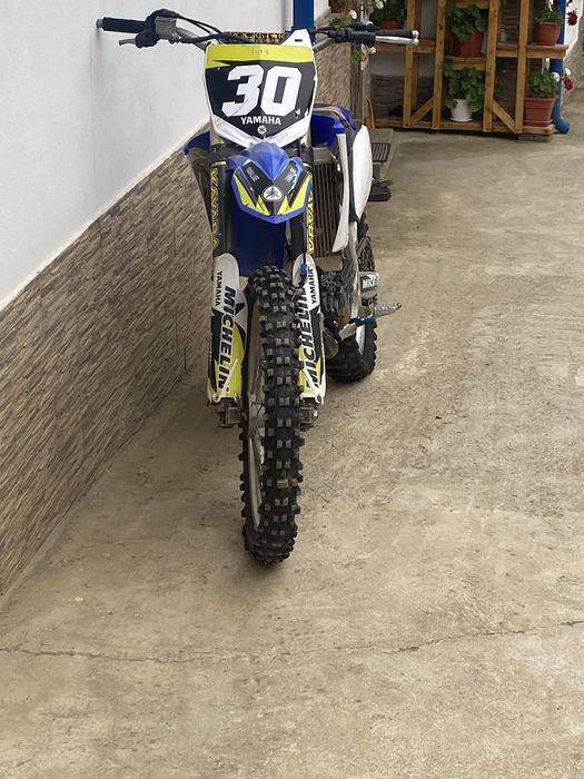 Dezmembrez yamaha yz 250f sau se vinde toata complet