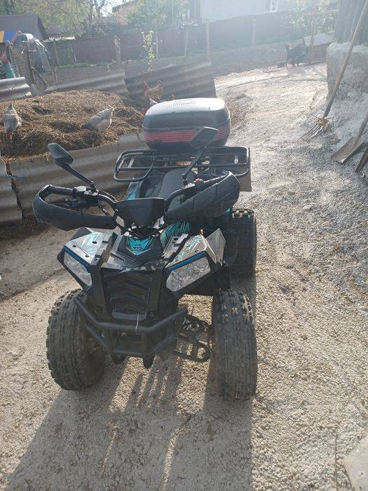Vând atv în stare buna