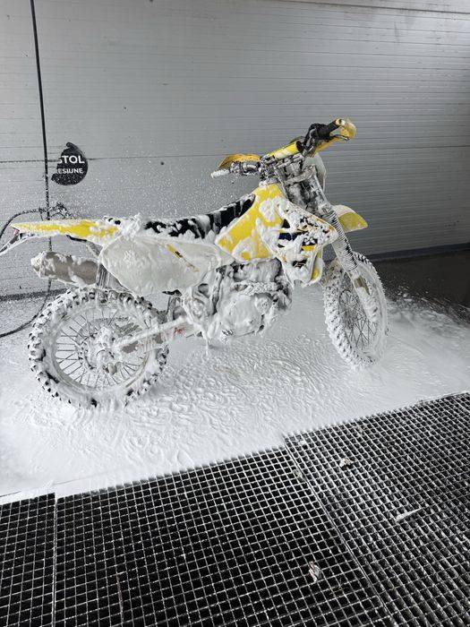 Suzuki drz 400 cm3 2005