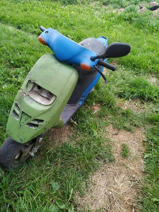 Scuter Piaggio typhoon