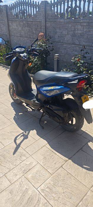 Scuter Sym Crox 50