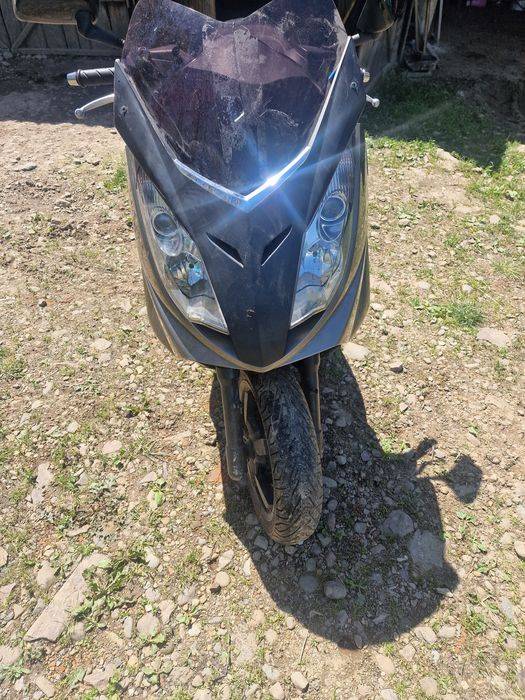 Scuter 125 peugeot satelis