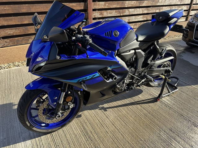 Yamaha R7 - August 2024- 2000km