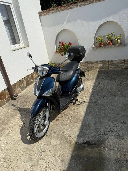 Scuter Piaggio Liberty 125