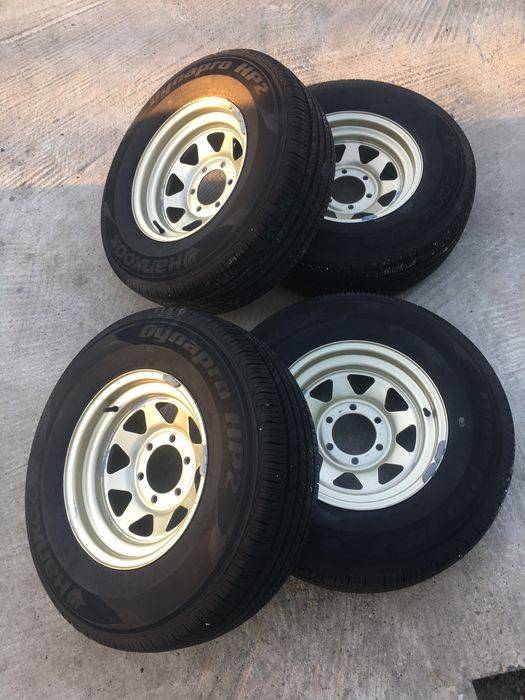 Jante+Cauciucuri Toyota 4Runner 235/75/R15 . Dot 3915
