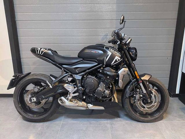 Motocicleta Triumph Trident 660 Second 2024