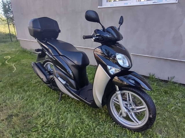 Yamaha X Enter , 125 cm , injectie, an fabricatie 2012 import Germania
