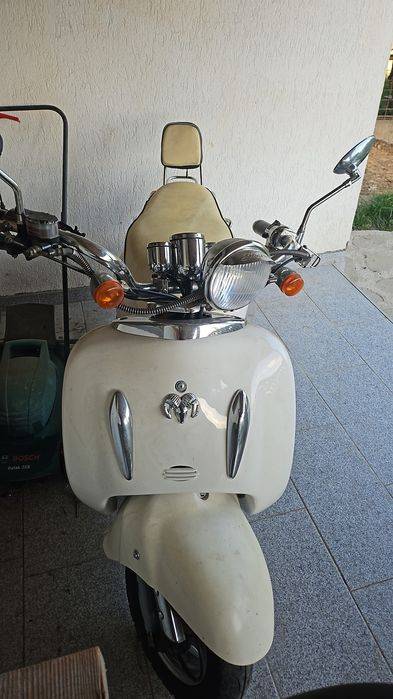 Vând scuter IVA 50CC model vintage