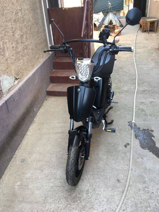 Moped Electric Eskuta SX 250