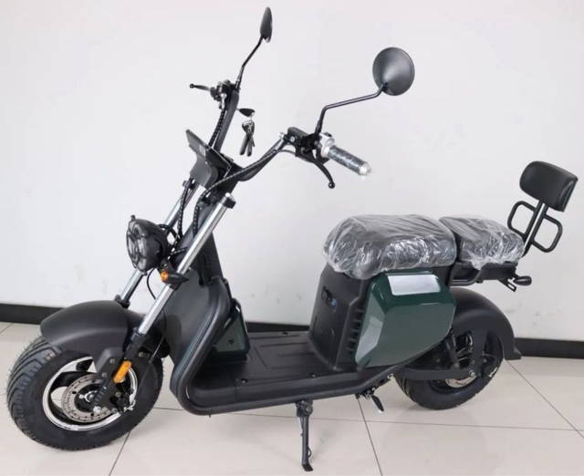 Scuter electric nou sigilat