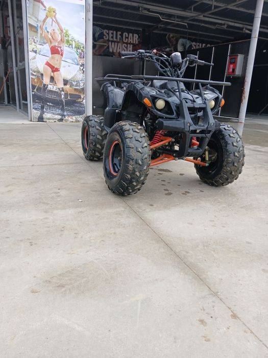 Vând atv Hummer 125cc