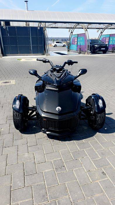 Can am spyder f3