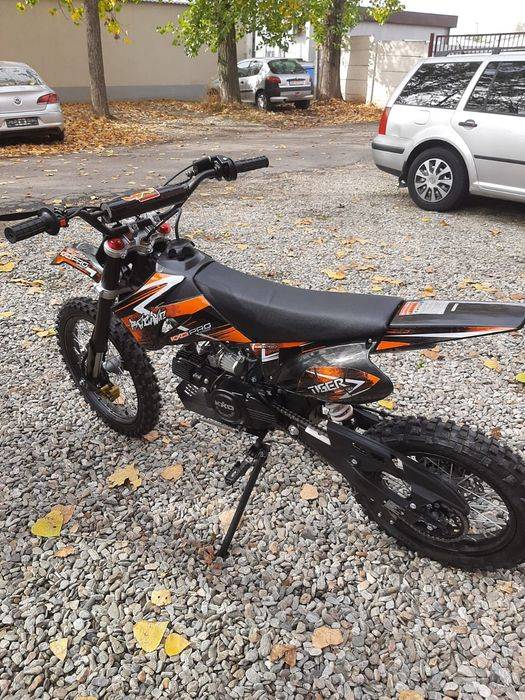 De vanzare cross KXD125 4T
