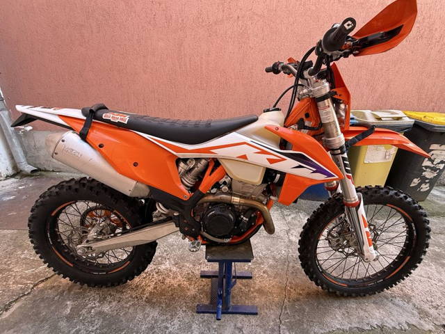 KTM EXC-F 350 4T 2023 — 52 ore, pregătită de distracție