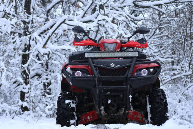Suzuki kingquad 750 axi