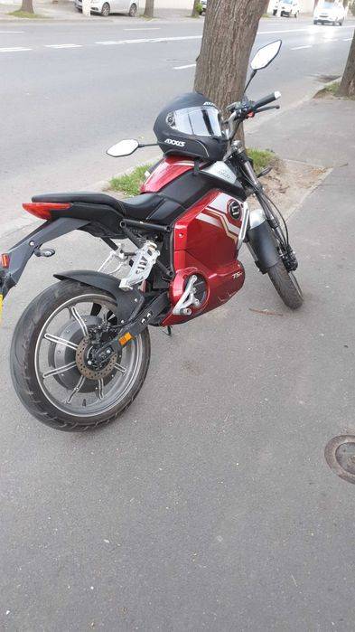 Super Soco street hunter