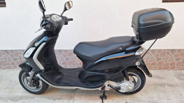 Vand scuter Piaggio Fly 50