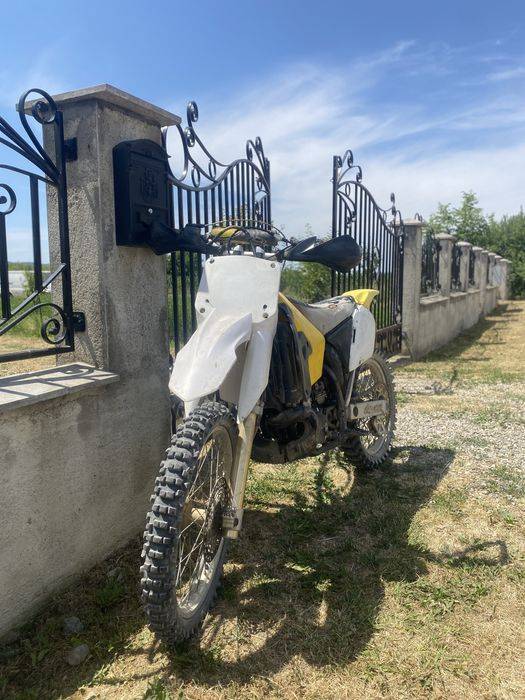 Suzuki rm250 2t