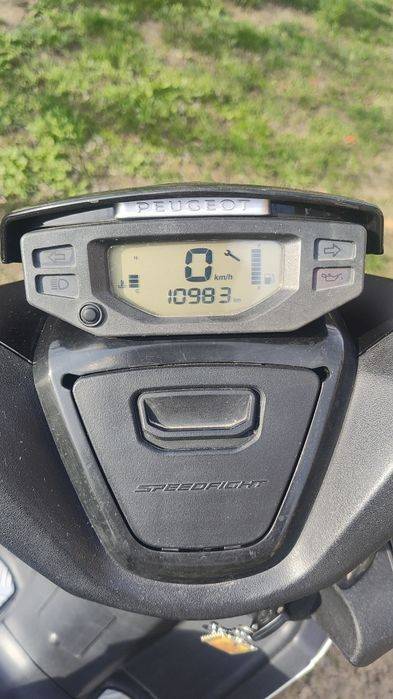 Vând scooter Peugeot Speedfight 4. 2T