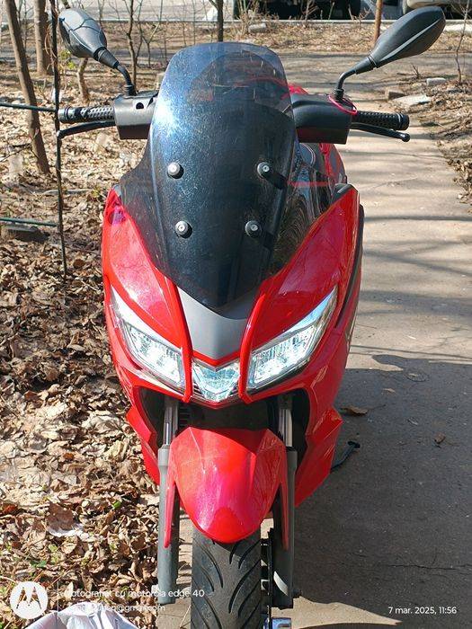Scuter Aprilia SXR50 2022