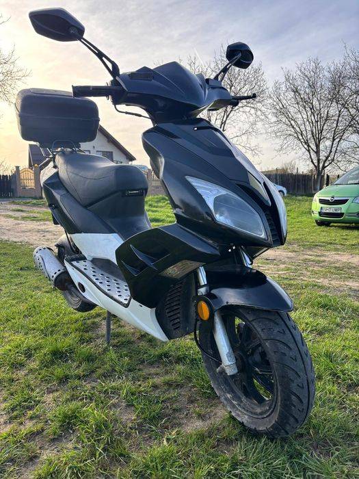 Scooter Nova Motors