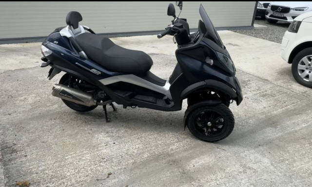 Scouter Piaggio M64 2009