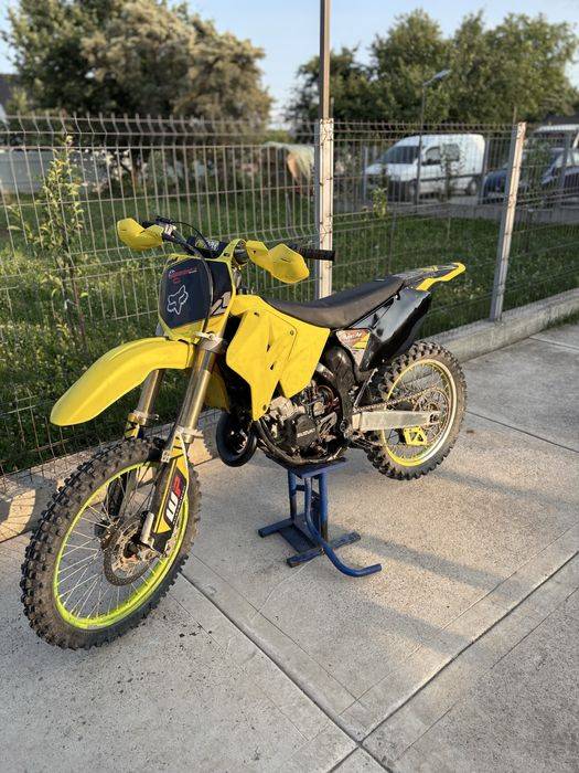 Vand Suzuki RM125