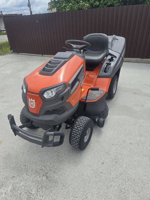 Tractoras Husqvarna TC 238T an 2023