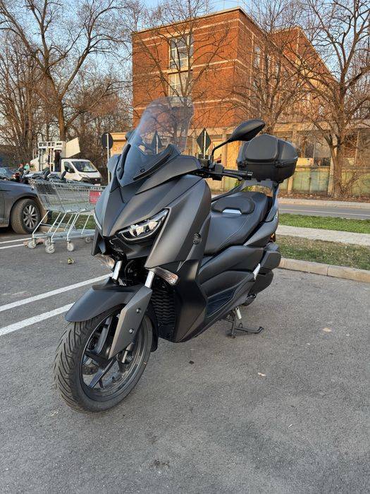 X-Max 300 8100 KM + Accesorii