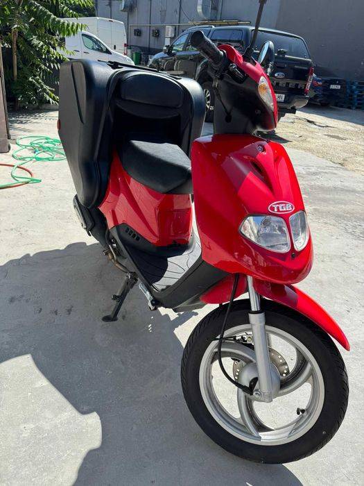 Vand Scuter TGB 49 cc inmatriculat, 1700 km, 500 euro+TVA