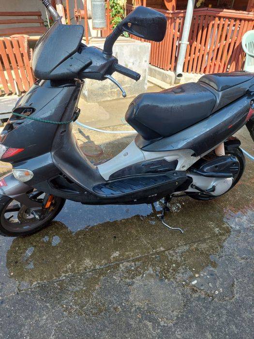 Vand scuter aprilia sr 50 49 cm