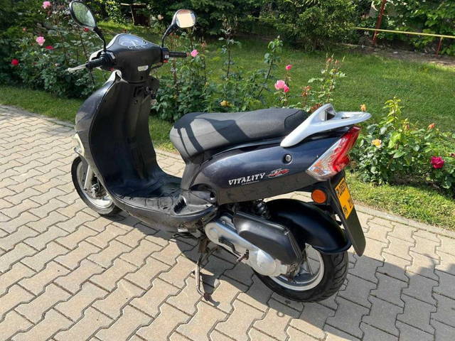 Vand scuter kymco vitality, 2 locuri, 15.000km, arata impecabil.