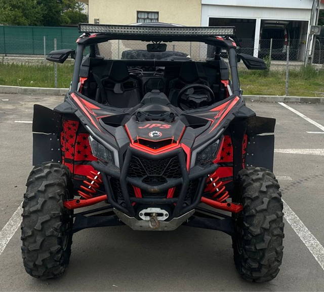 De vanzare Can -am Maverick Turbo RR